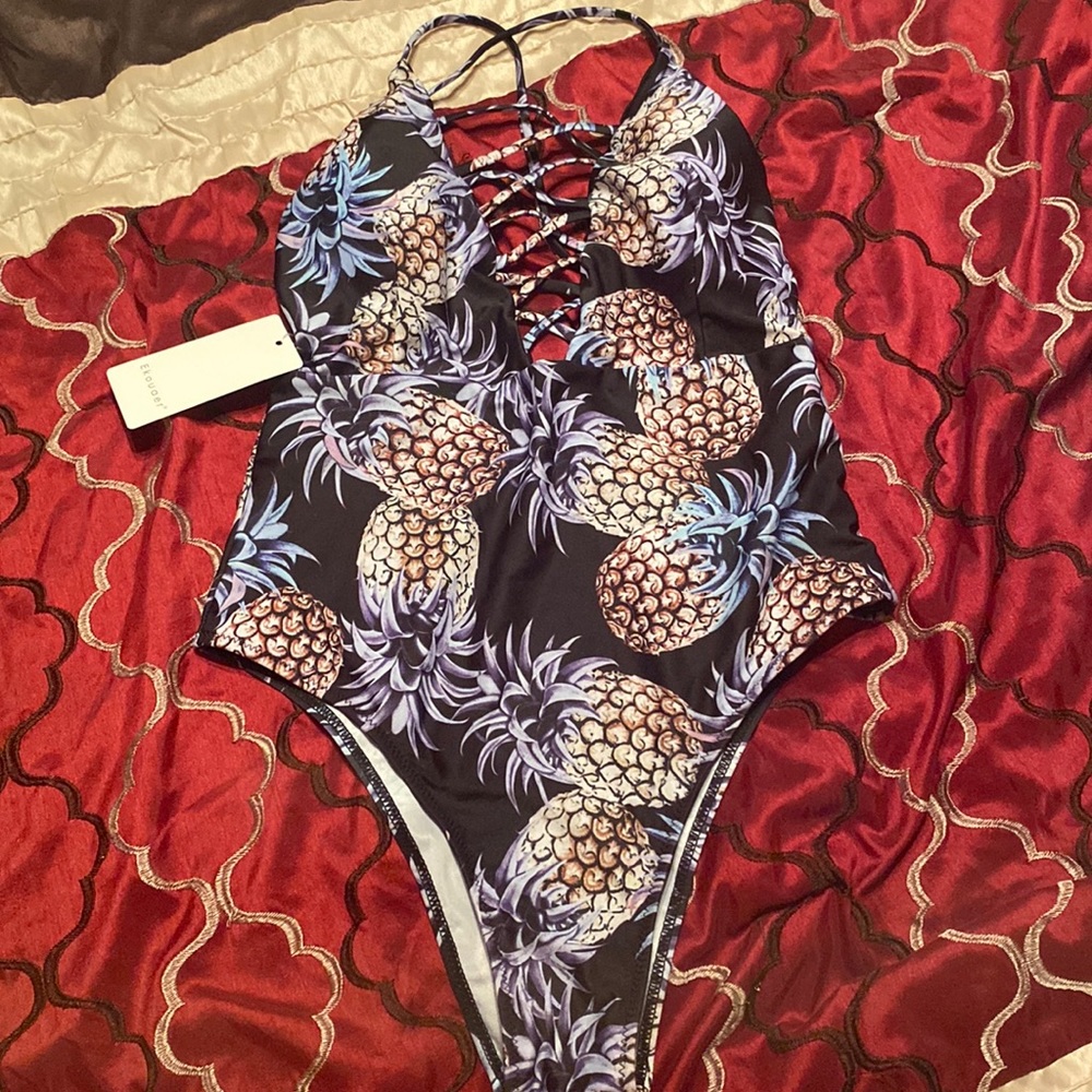 Ekouaer Black/purple & Pineapple Plunge Neck One Piece Criss Cross Swimsuit